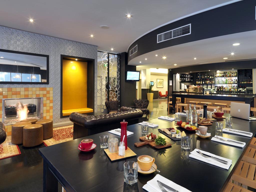 Mantra On Little Bourke Melbourne Aparthotel Buitenkant foto